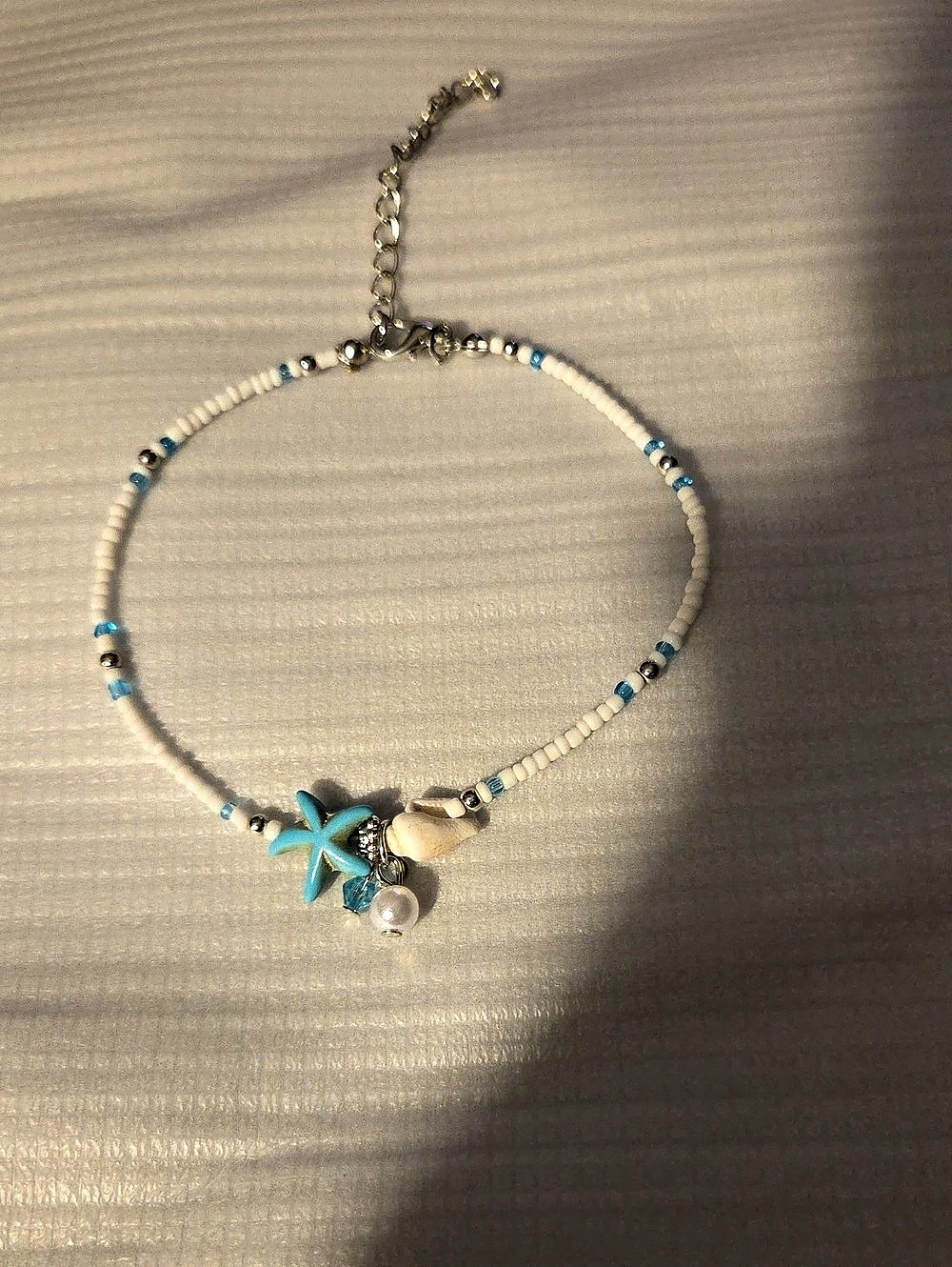 Beaded Starfish Pendant Anklet in White & Blue